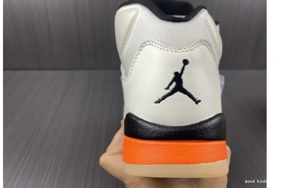 Total Air Jordan DC1060-100 5 DC1060-100 Orange Retro 0501